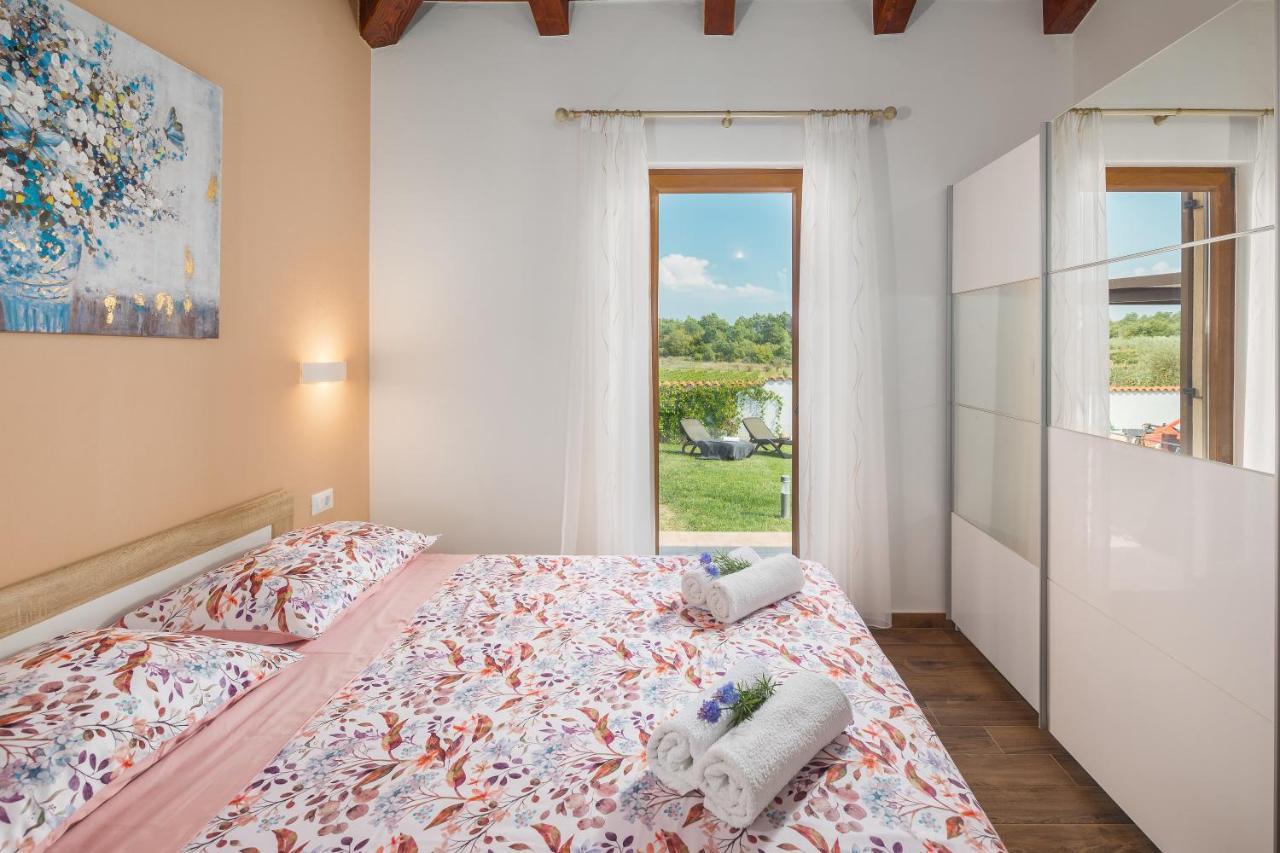 Gracia Villa