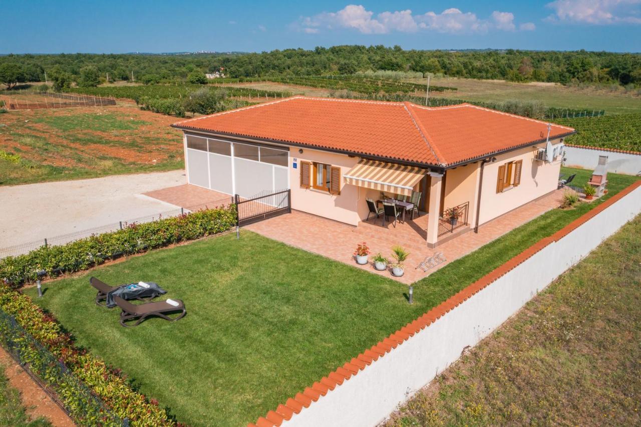 Gracia Villa