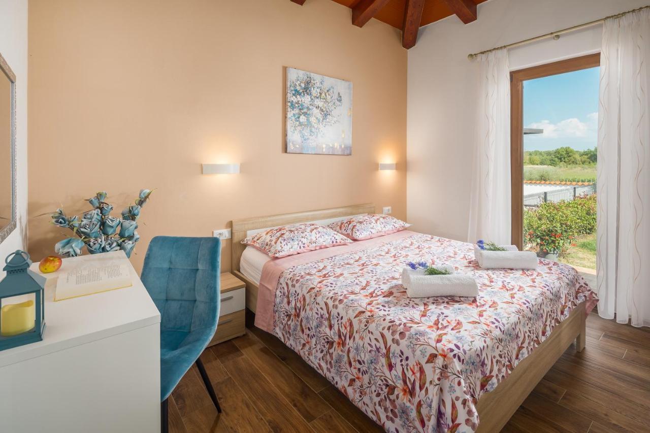 Gracia Villa